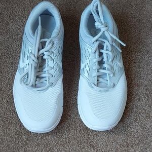 NIKE ORIVE NM White Metallic Platinum Sneakers size 5-5.5